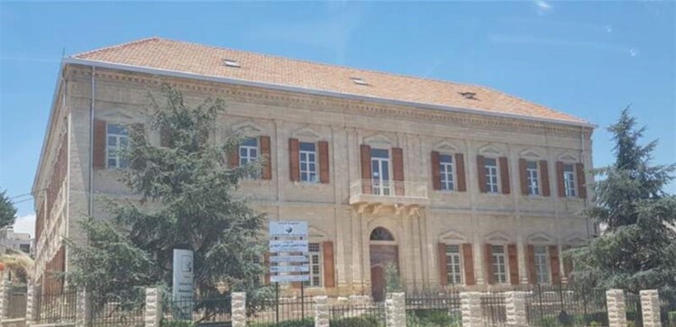 بلدية زحلة- معلّقة وتعنايل دانت عملية سطو استهدفت محل مجوهرات في بولفار زحلة: تعاملنا مع الحادثة بكل جديّة