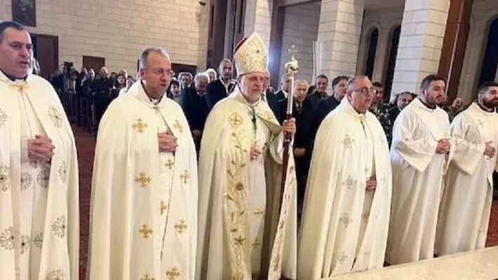 المطران عون ترأس قداس عيد مار مارون في جبيل: نصلي على نية رئيس الجمهورية لكي يساعده الرب في مسيرته الوطنية